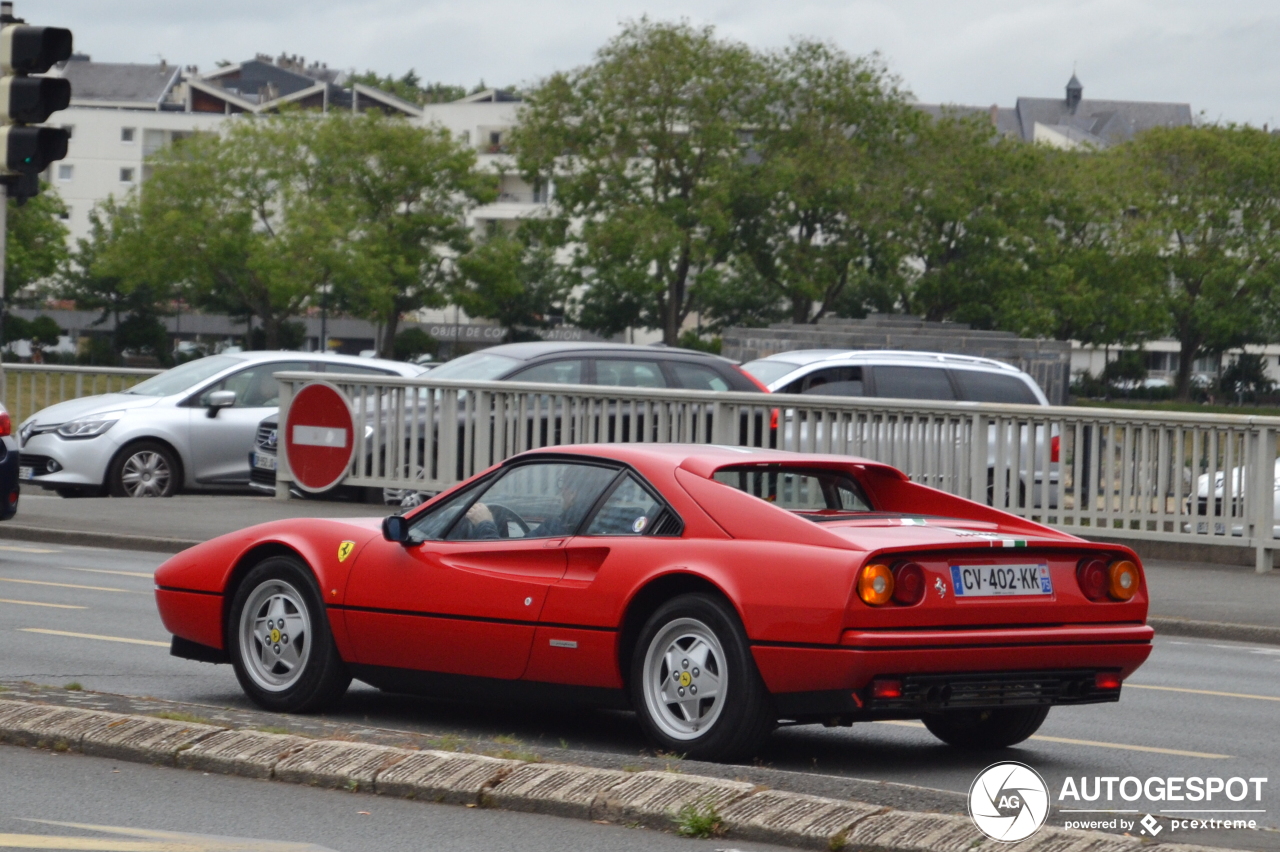 Ferrari 328 GTB