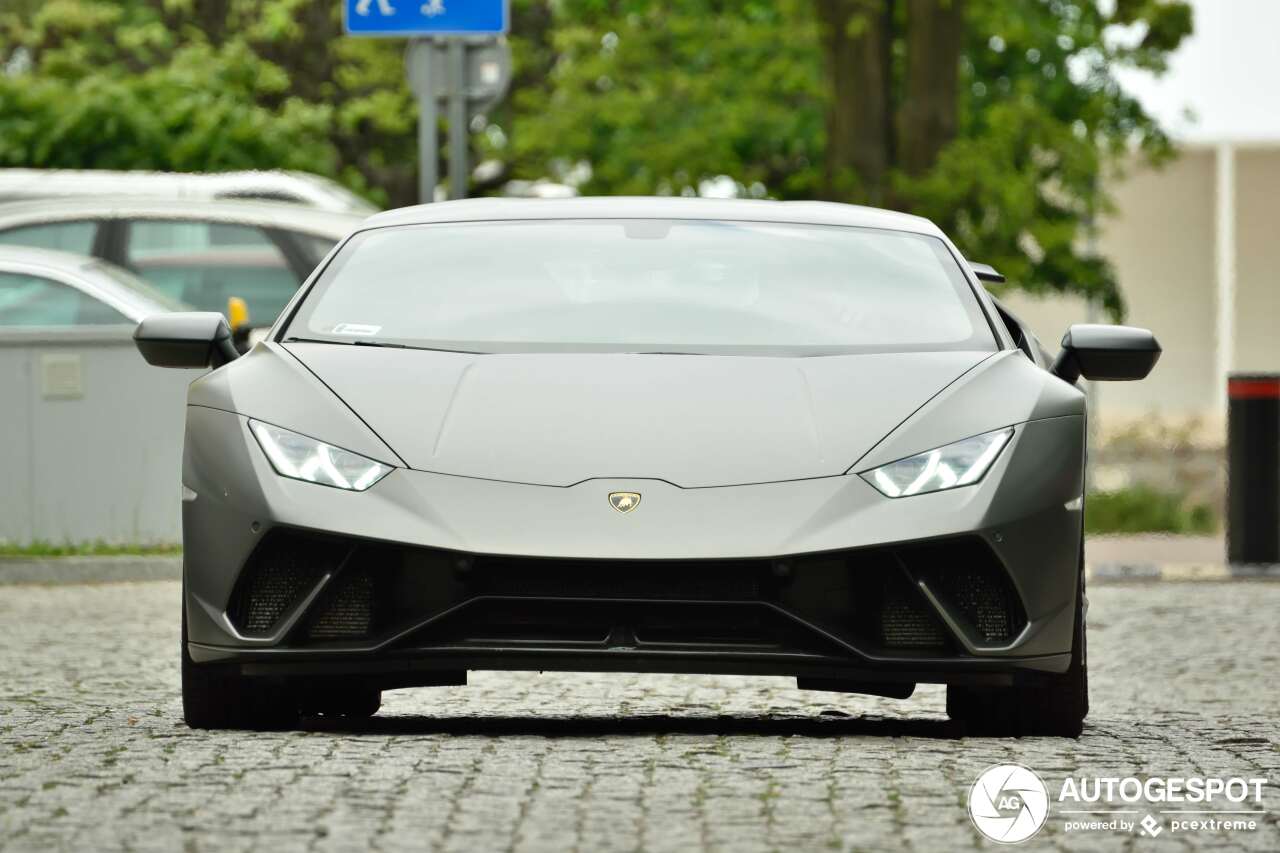 Lamborghini Huracán LP640-4 Performante