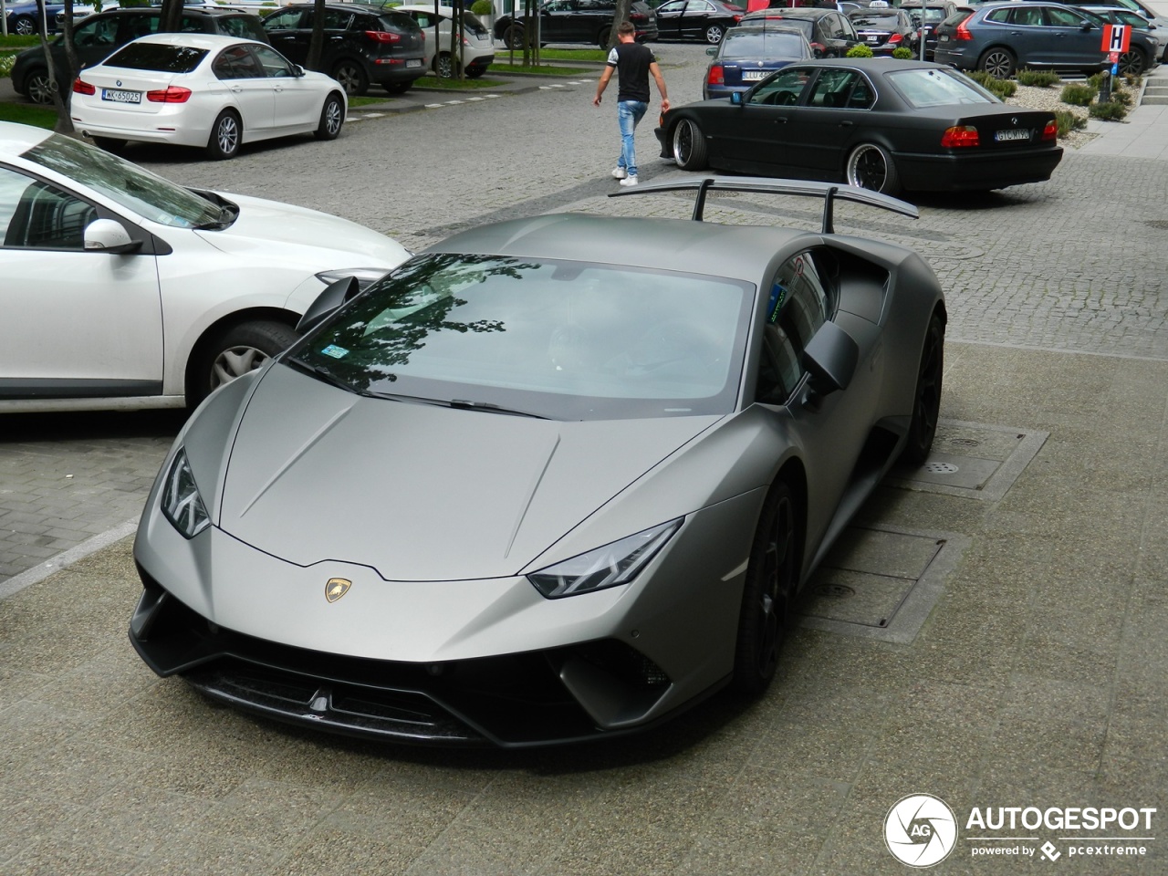 Lamborghini Huracán LP640-4 Performante