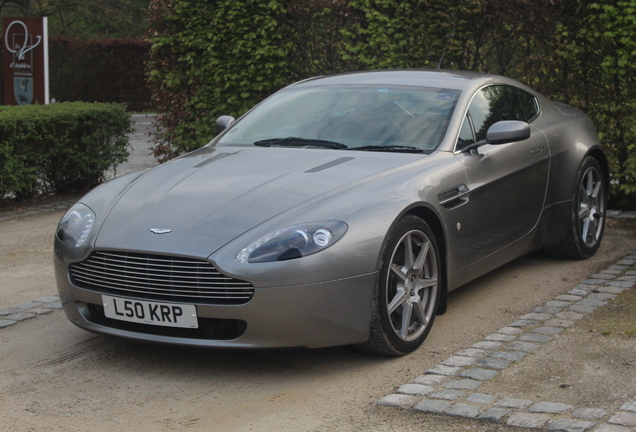 Aston Martin V8 Vantage