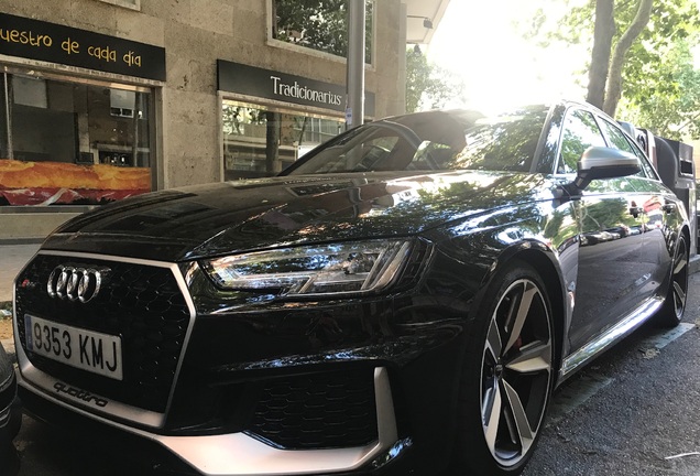 Audi RS4 Avant B9