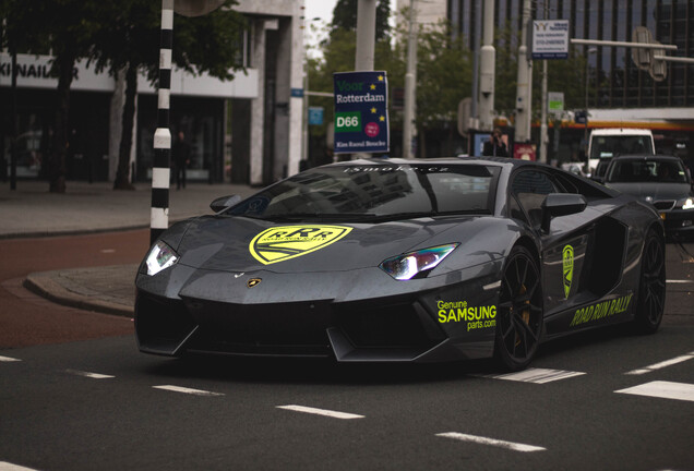 Lamborghini Aventador LP700-4