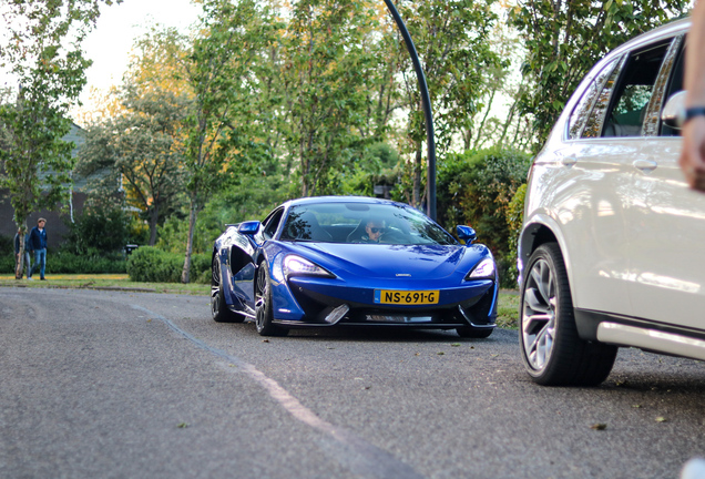 McLaren 570S