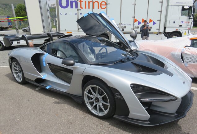 McLaren Senna