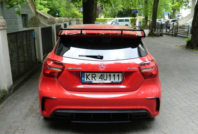 Mercedes-AMG A 45 W176 2015