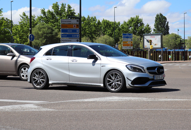 Mercedes-AMG A 45 W176 2015