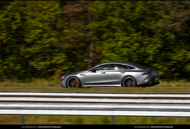 Mercedes-AMG GT 63 S X290