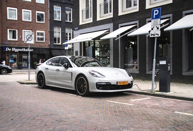 Porsche 971 Panamera Turbo S E-Hybrid