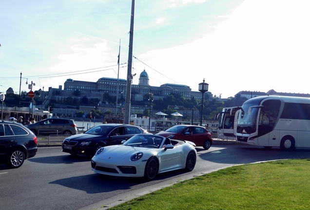 Porsche 992 Carrera 4S Cabriolet