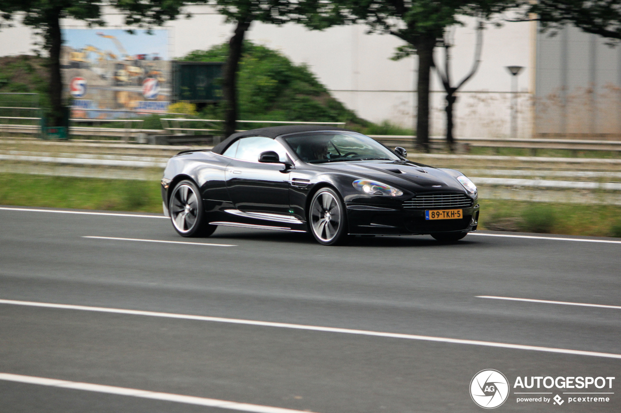 Aston Martin DBS Volante