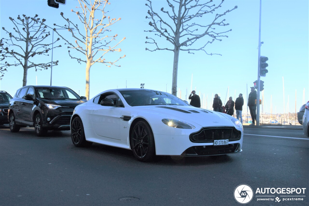 Aston Martin V12 Vantage S