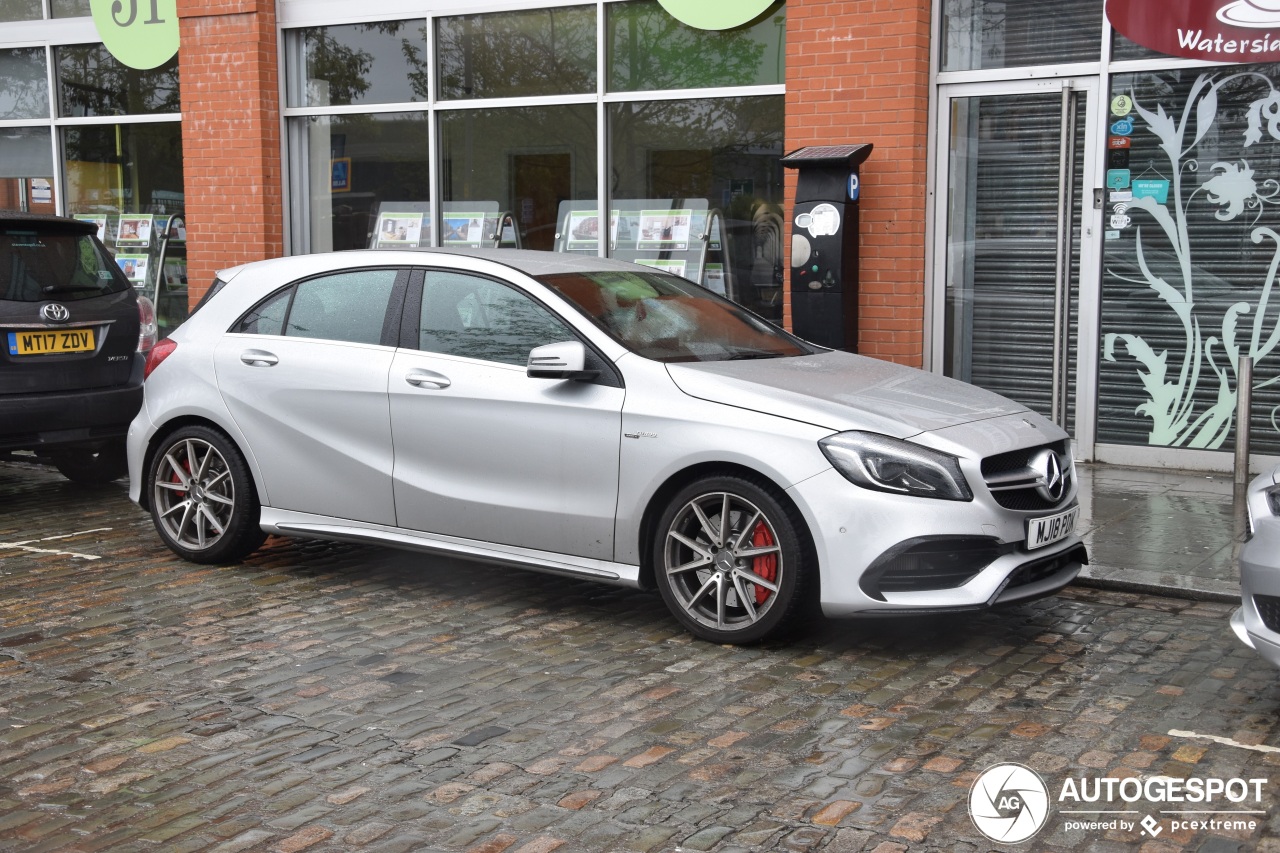 Mercedes-AMG A 45 W176 2015