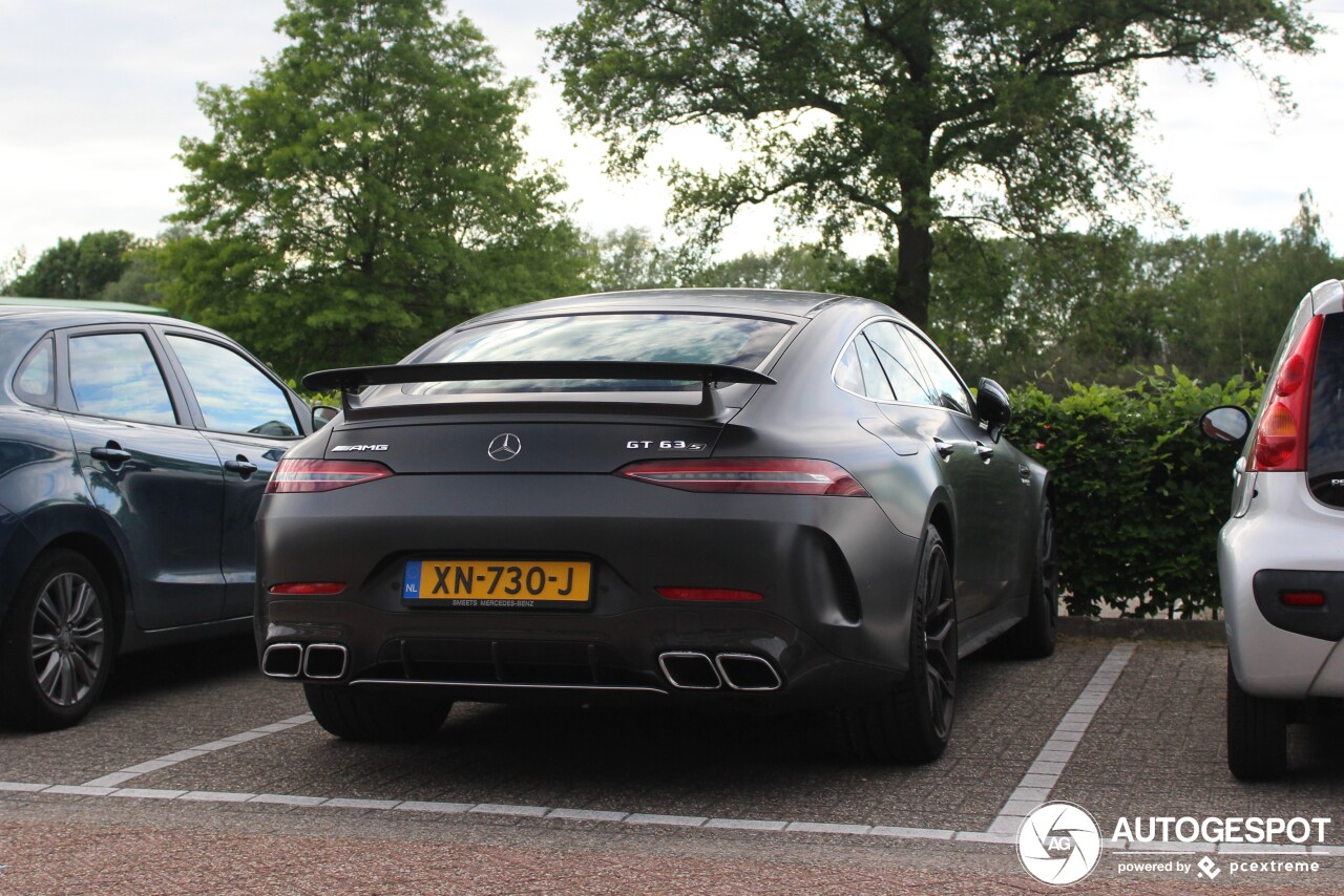 Mercedes-AMG GT 63 S X290