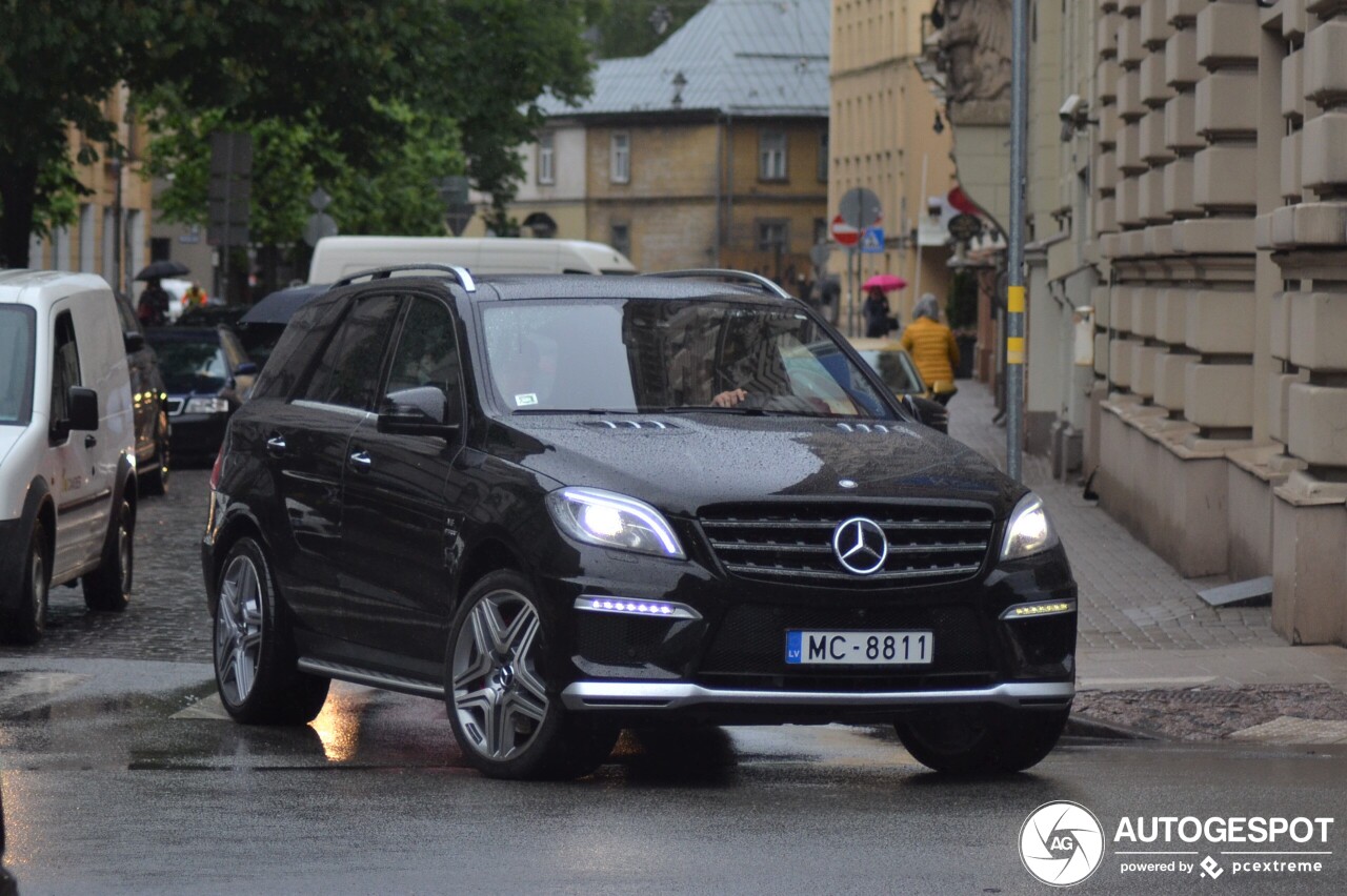 Mercedes-Benz ML 63 AMG W166