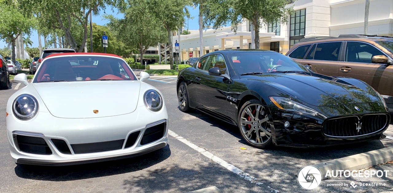 Porsche 991 Carrera 4 GTS Cabriolet MkII