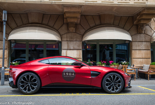 Aston Martin V8 Vantage 2018