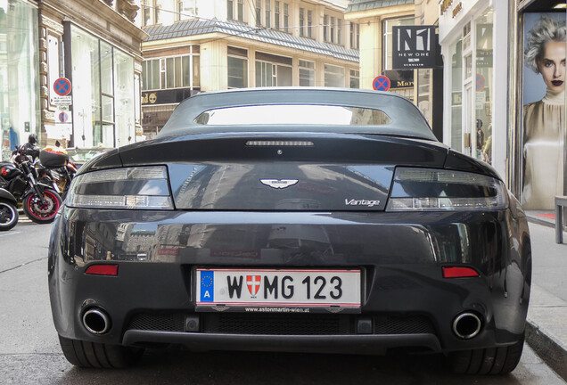 Aston Martin V8 Vantage Roadster