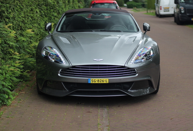 Aston Martin Vanquish Volante