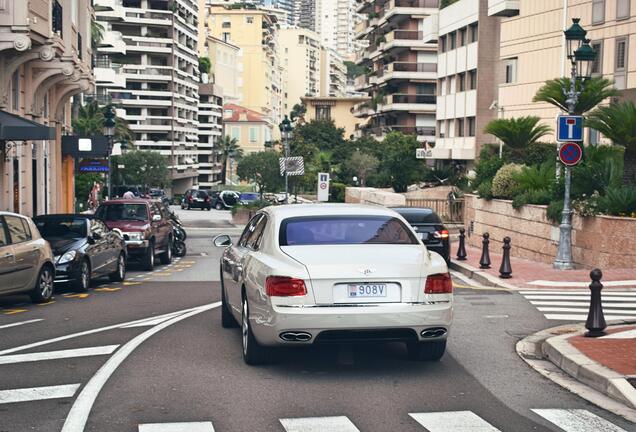 Bentley Flying Spur V8 S