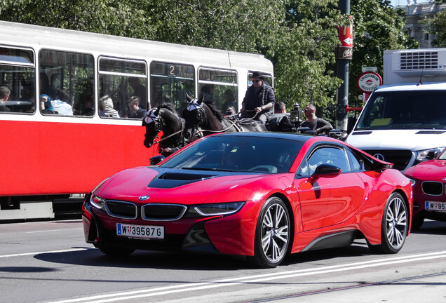 BMW i8 Protonic Red Edition