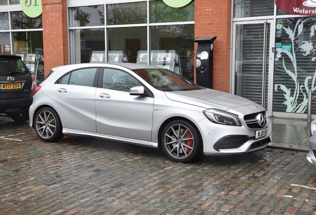 Mercedes-AMG A 45 W176 2015