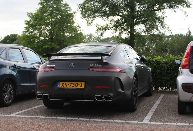 Mercedes-AMG GT 63 S X290