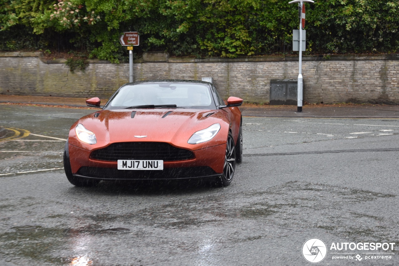 Aston Martin DB11