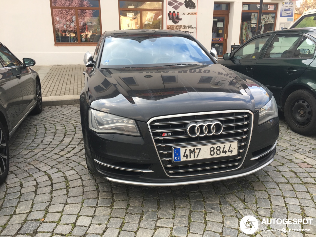 Audi S8 D4