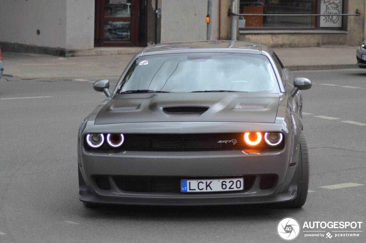 Dodge Challenger SRT Hellcat Widebody