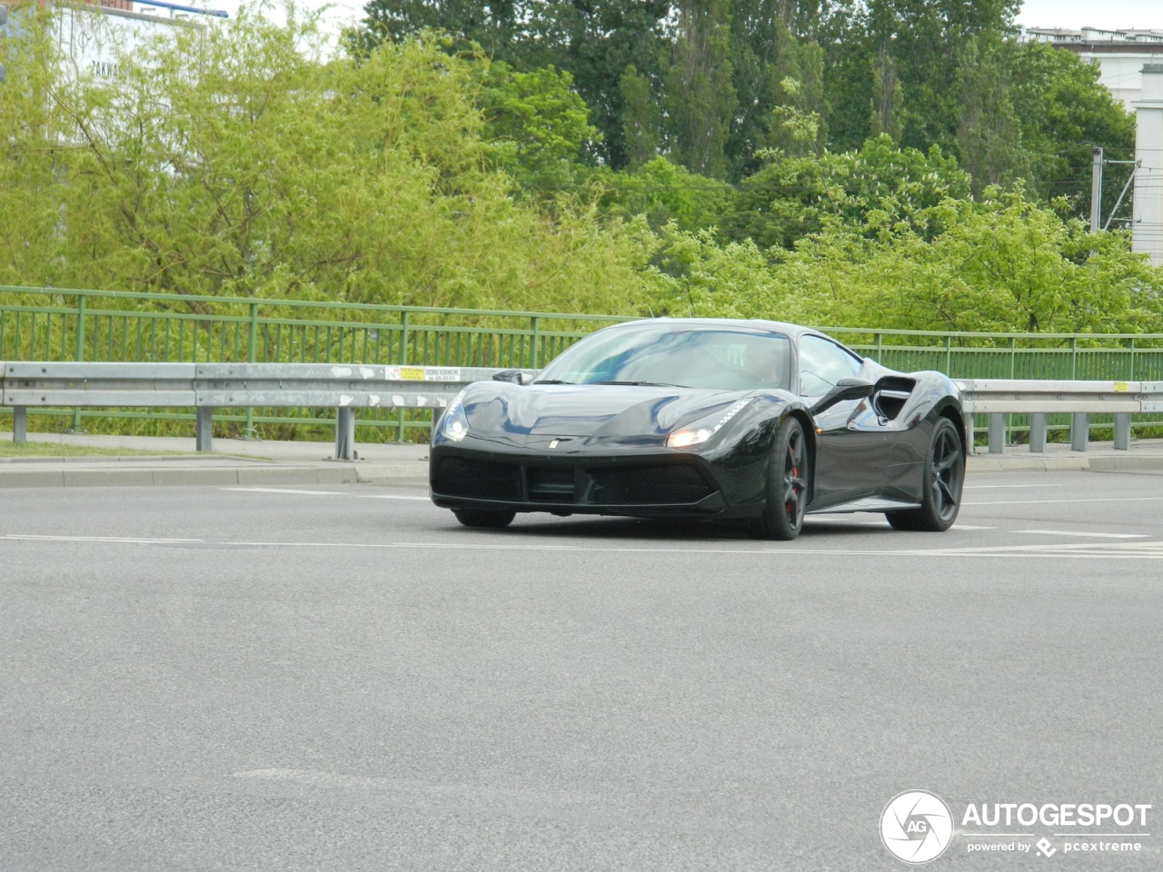 Ferrari 488 GTB