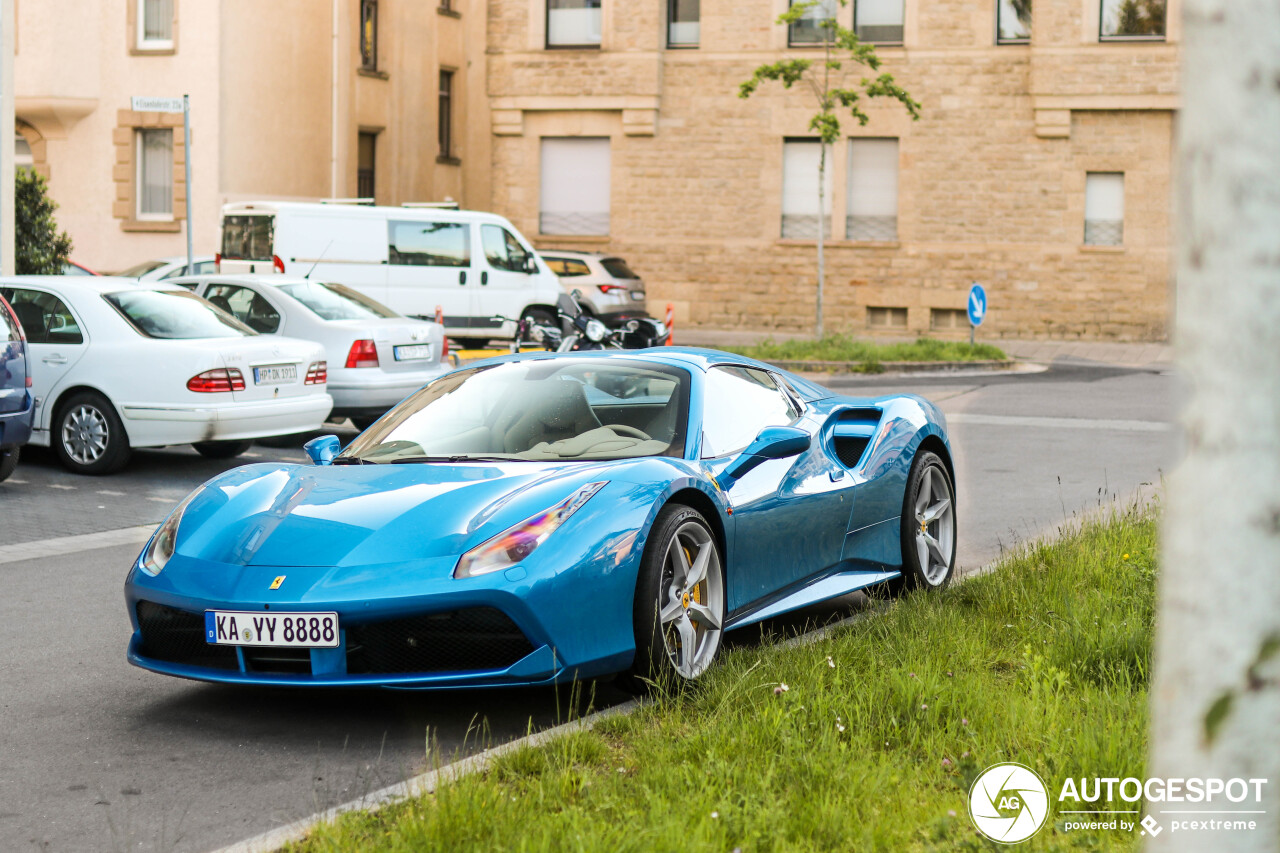 Ferrari 488 Spider