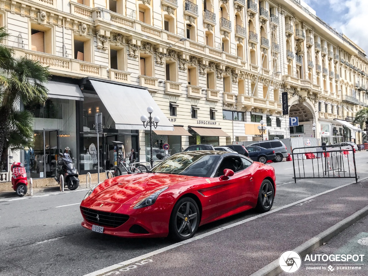 Ferrari California T