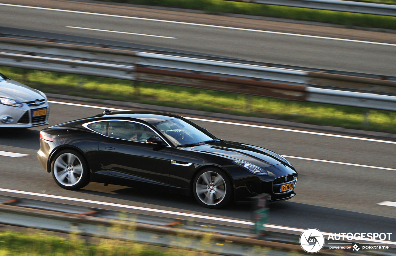 Jaguar F-TYPE S Coupé