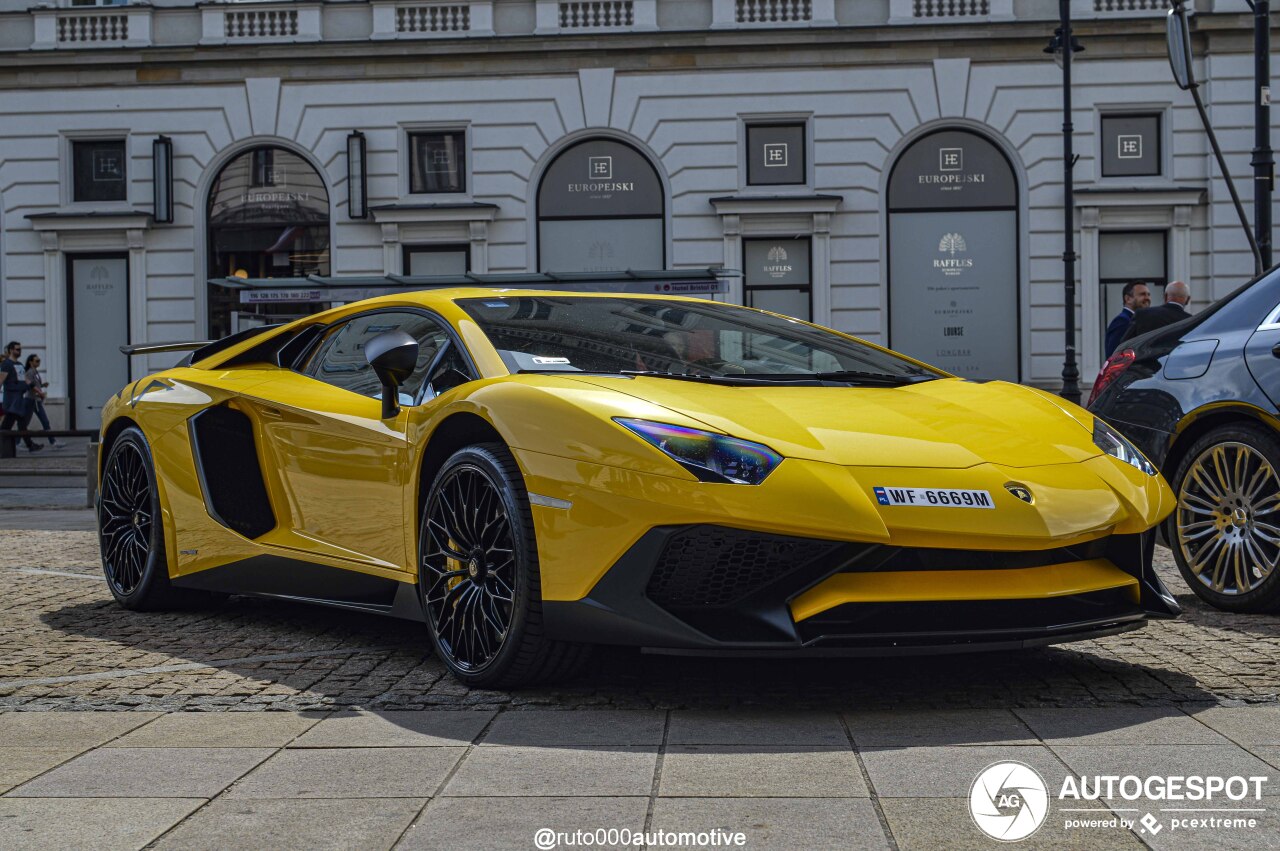 Lamborghini Aventador LP750-4 SuperVeloce