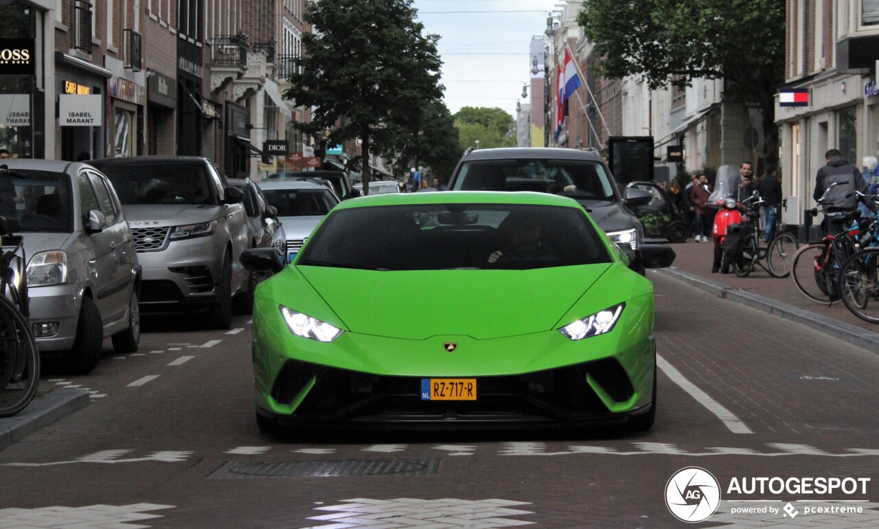 Lamborghini Huracán LP640-4 Performante