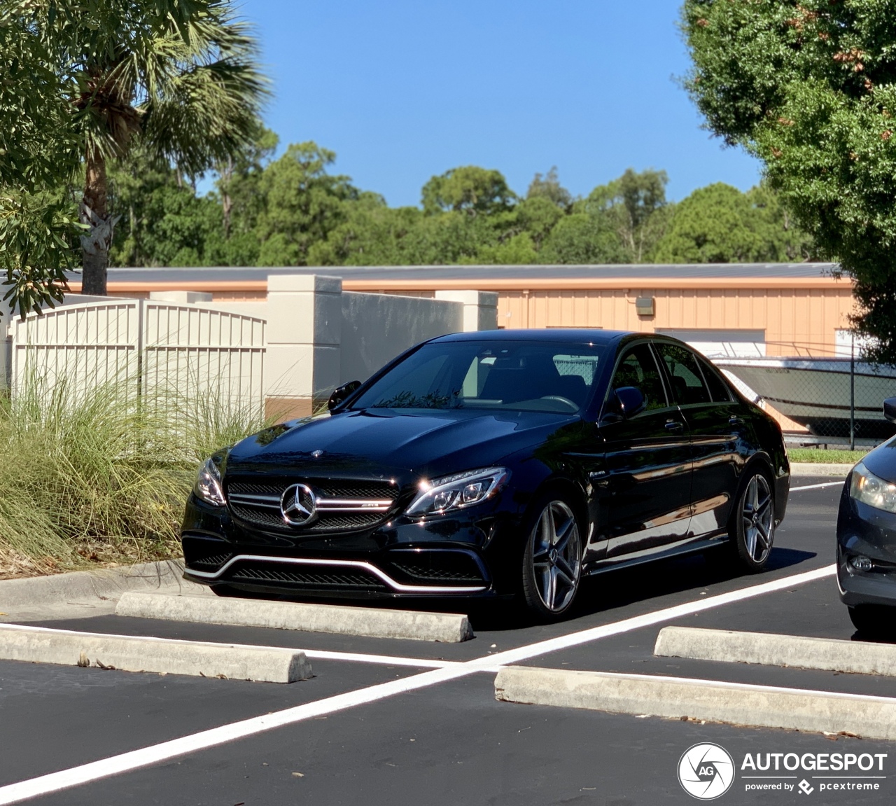 Mercedes-AMG C 63 S W205