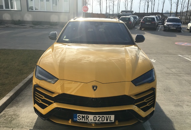 Lamborghini Urus