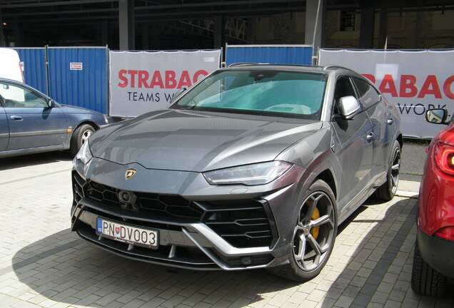 Lamborghini Urus