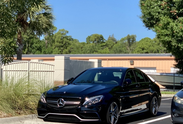 Mercedes-AMG C 63 S W205