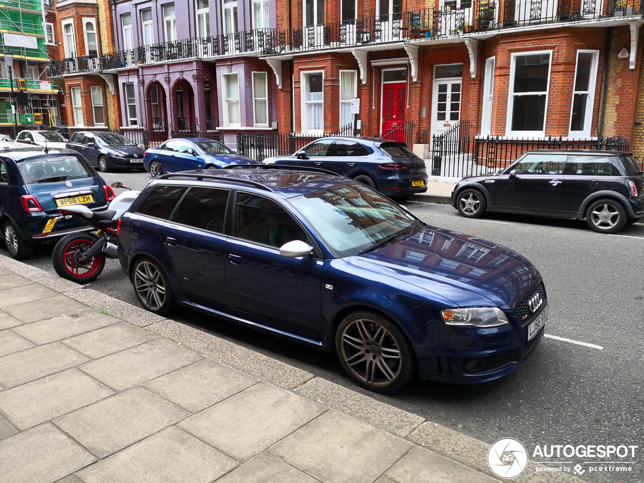 Audi RS4 Avant B7