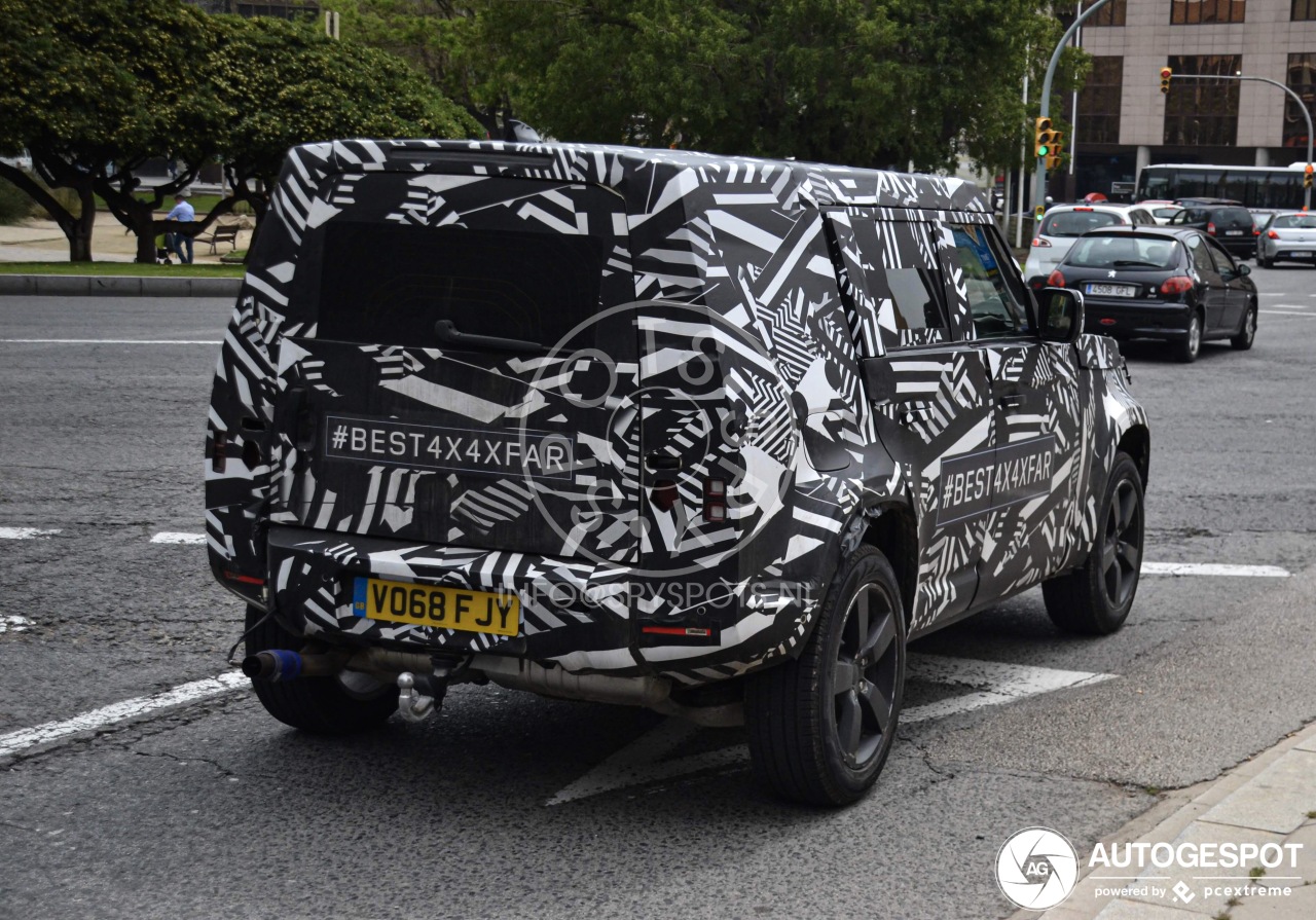 Land Rover Defender 2021