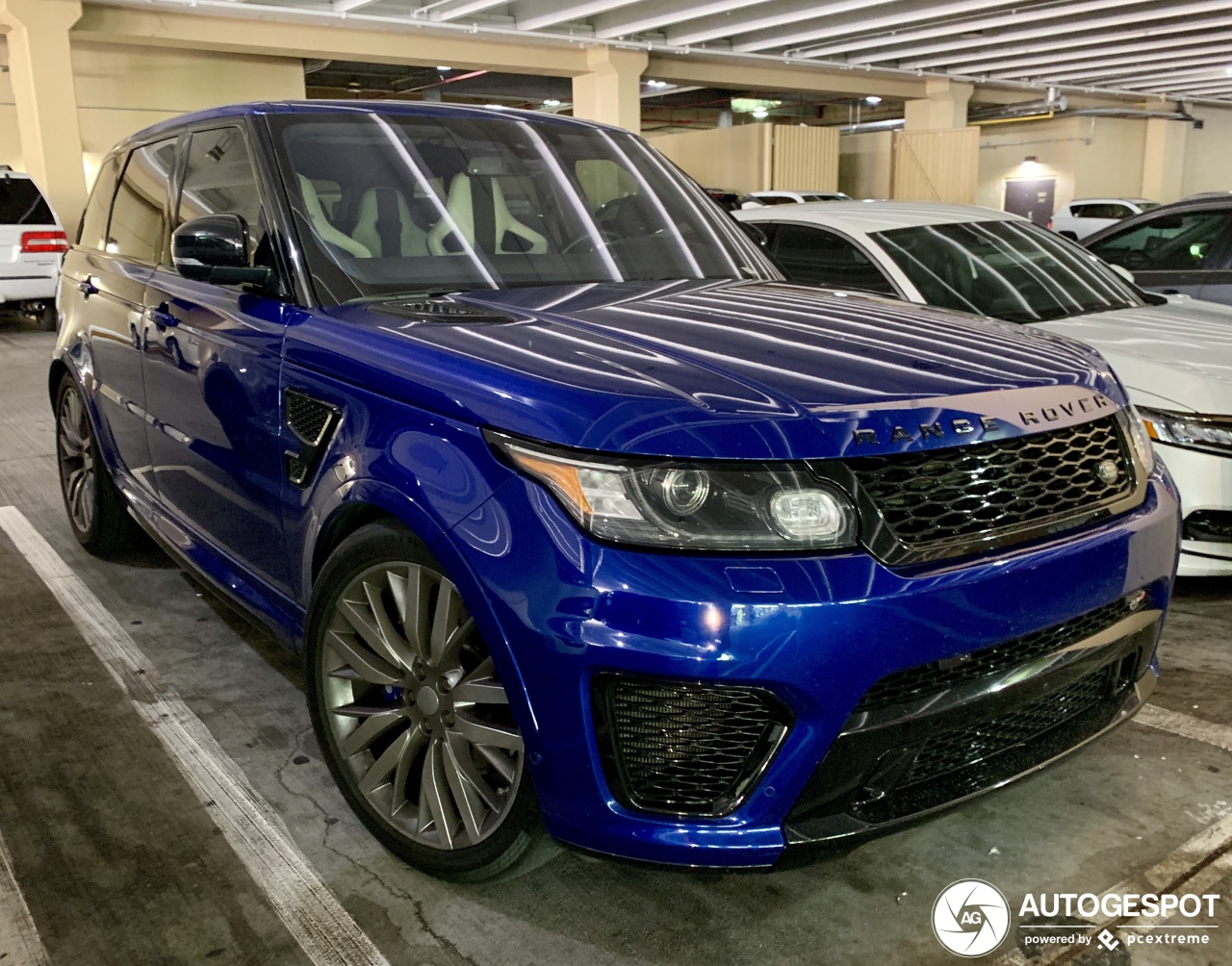 Land Rover Range Rover Sport SVR