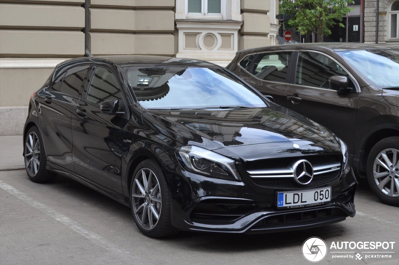 Mercedes-AMG A 45 W176 2015