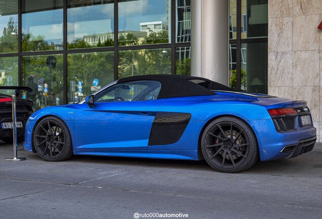 Audi R8 V10 Spyder 2016