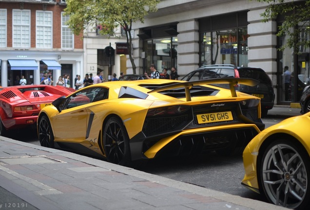 Lamborghini Aventador LP750-4 SuperVeloce