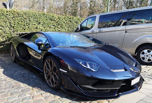 Lamborghini Aventador LP770-4 SVJ