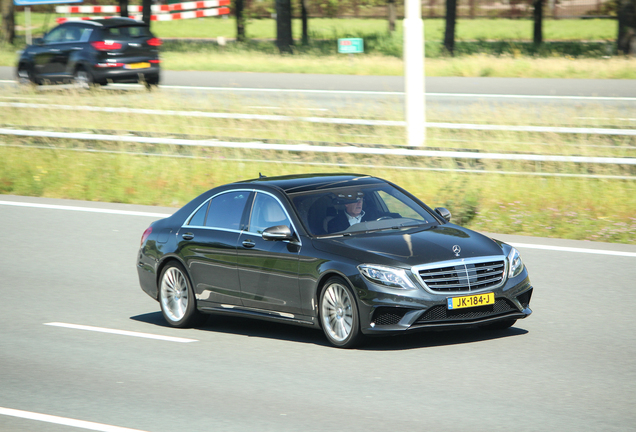 Mercedes-AMG S 65 V222