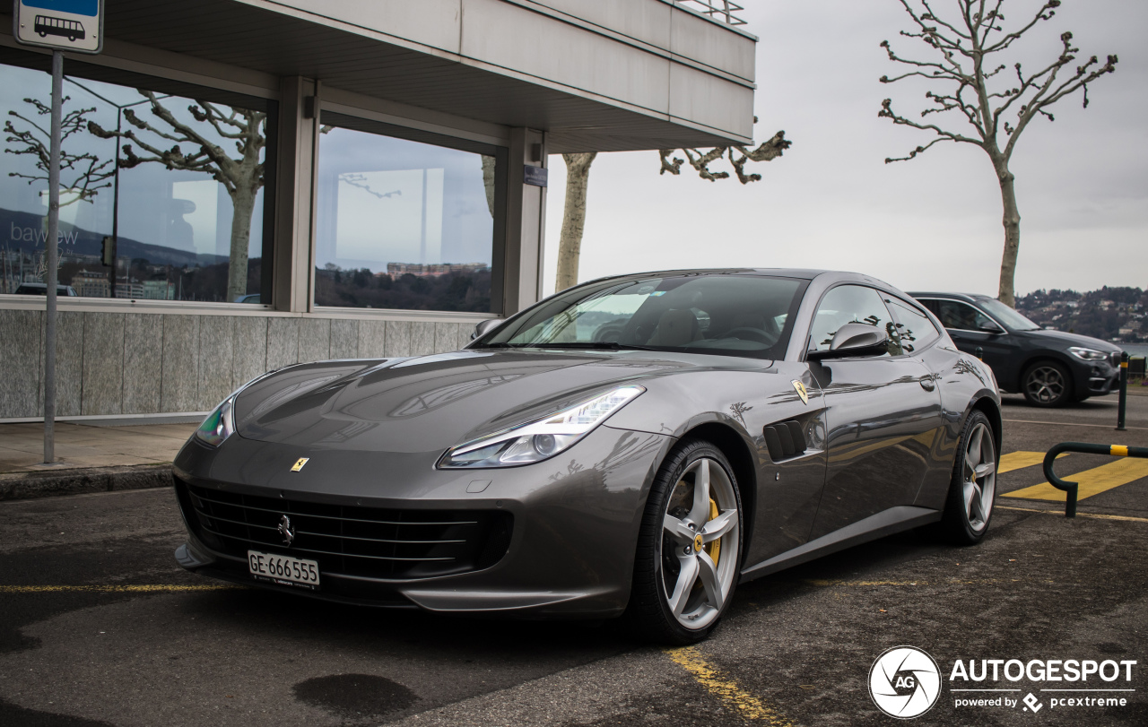 Ferrari GTC4Lusso