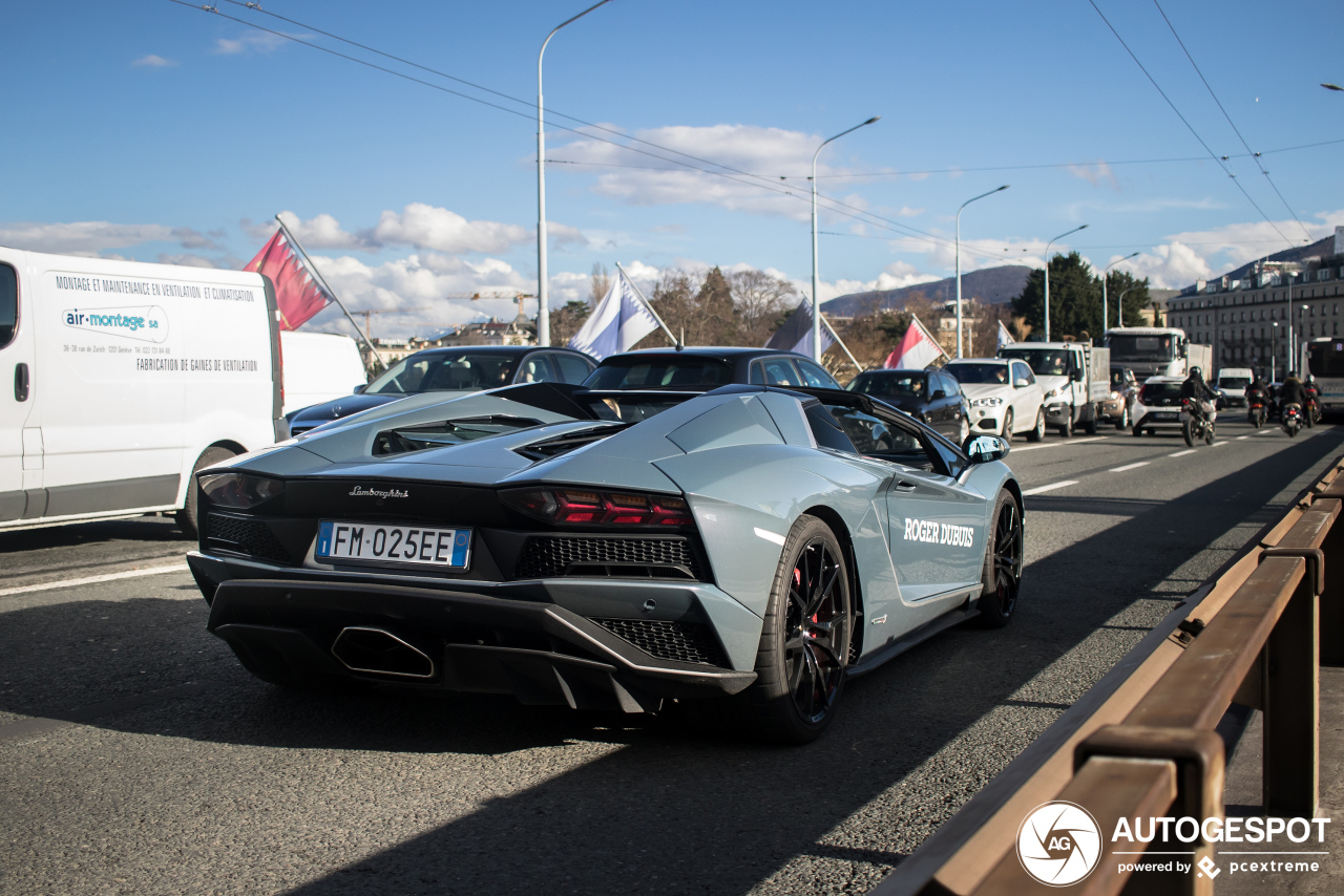 Lamborghini Aventador S LP740-4 Roadster