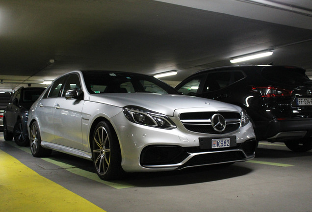 Mercedes-Benz E 63 AMG S W212